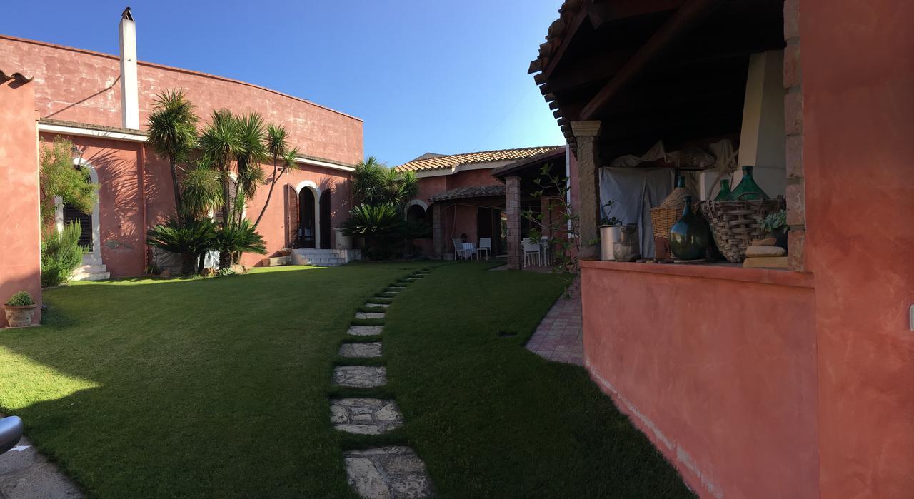 Corte Arrubia Monastir Luaran gambar