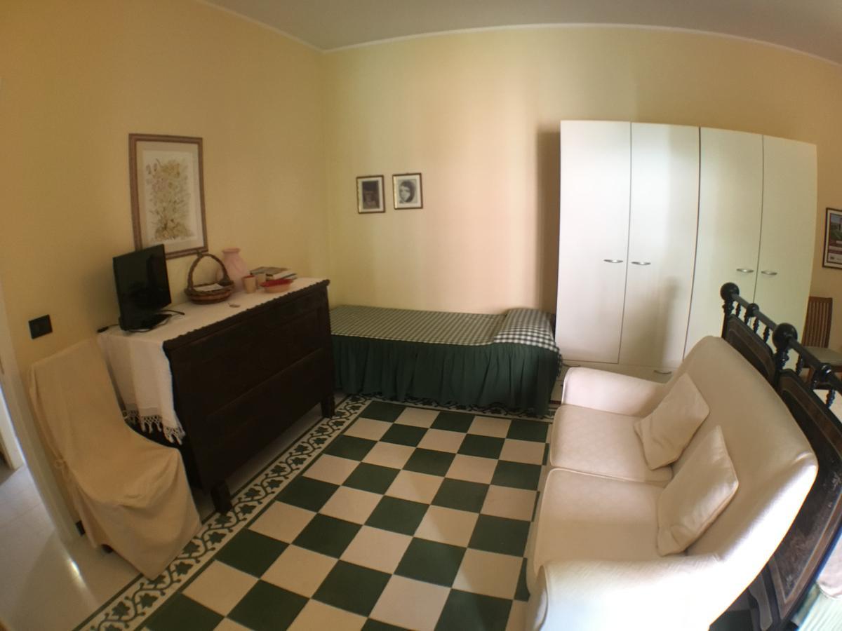 Corte Arrubia Monastir Luaran gambar